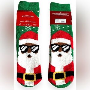 Wondershop Adult 4-10 Black Santa w/Sunnies on Super Soft Fuzzy Green Crew Socks